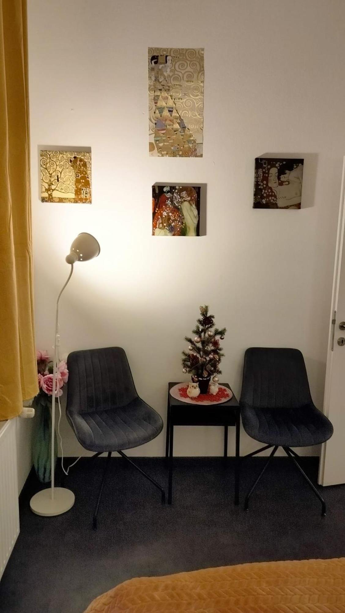 Central And Cosy Вена Экстерьер фото